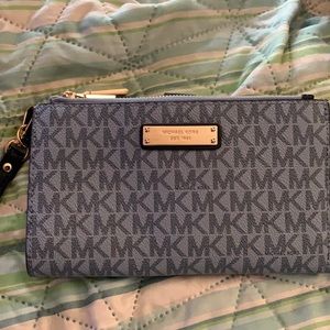 Michael Kors JS Double Wristlet in Admiral/Navy